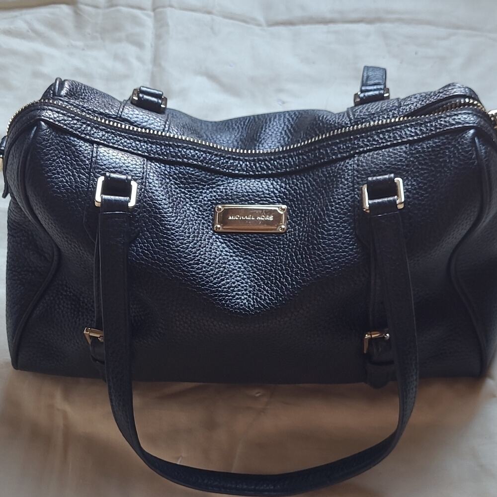 Michael Kors Womens Black Pebbled Satchel Top Handle Zip Closure Gold Hardware